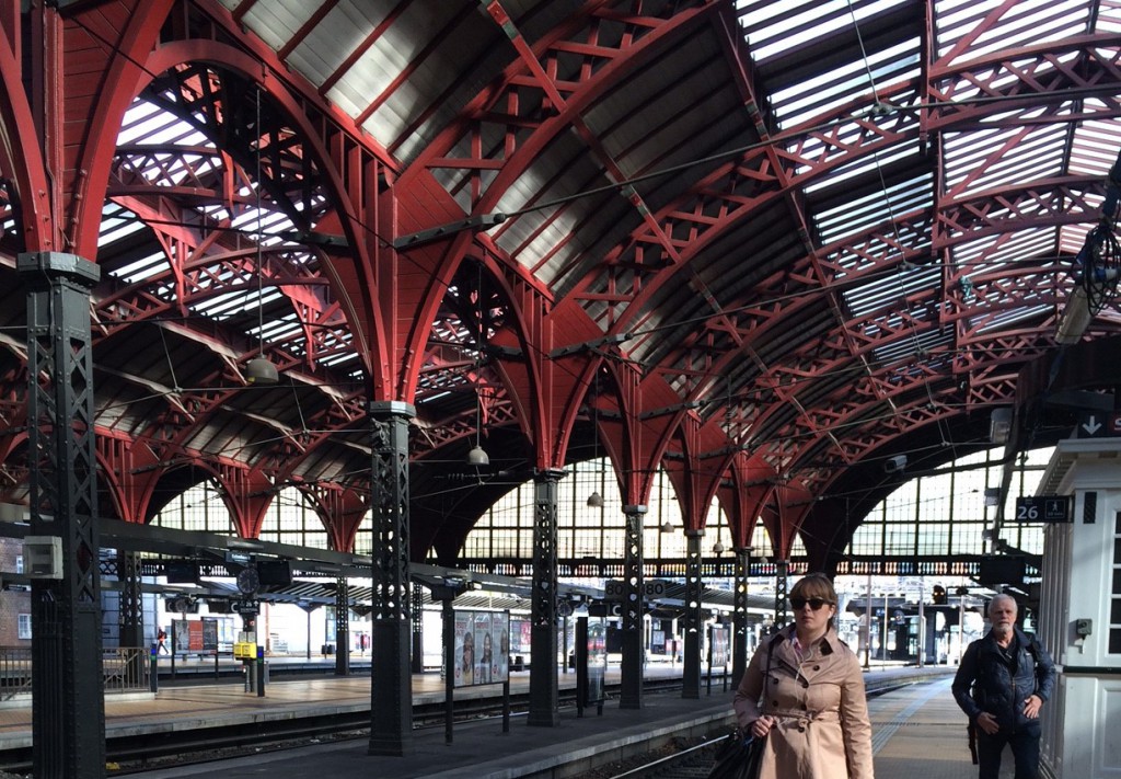 Köpenhamns vackra järnvägsstation. Foto: Emina Kovacic